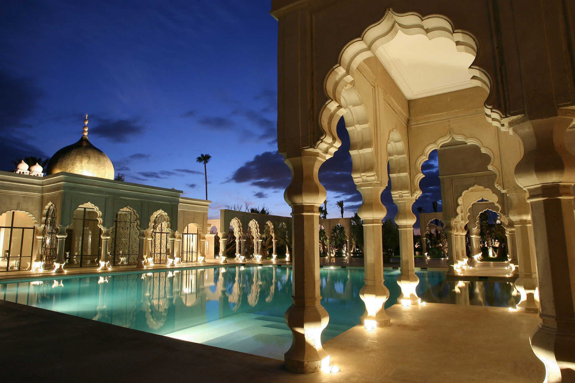 Palais Namaskar